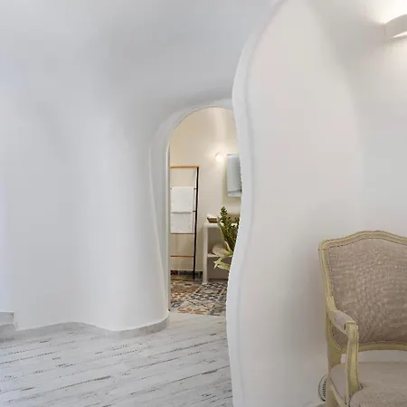Avenoir Luxury Cave 2 Bedroom Apartmán